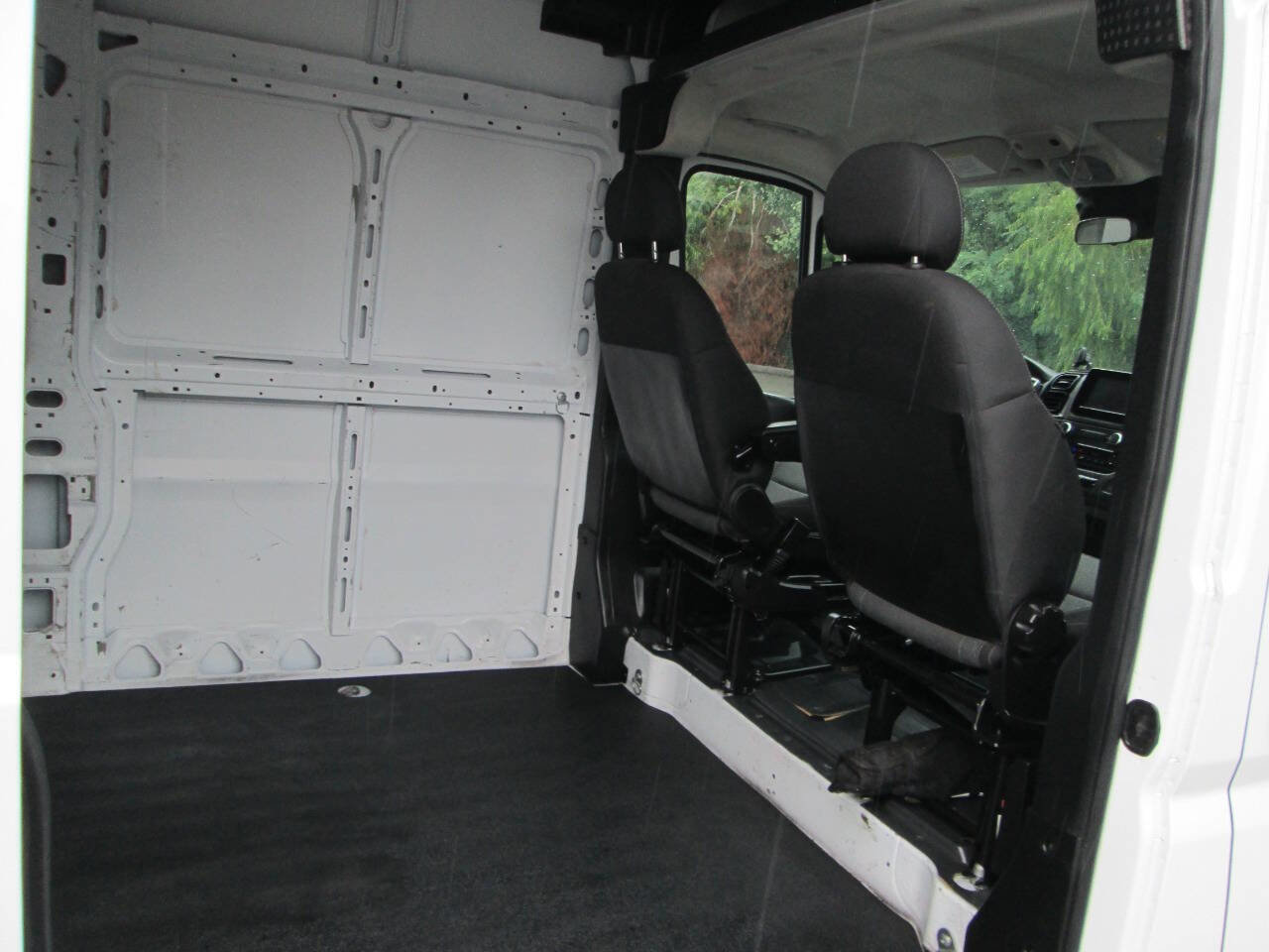 Used 2023 RAM ProMaster 2500 image 11