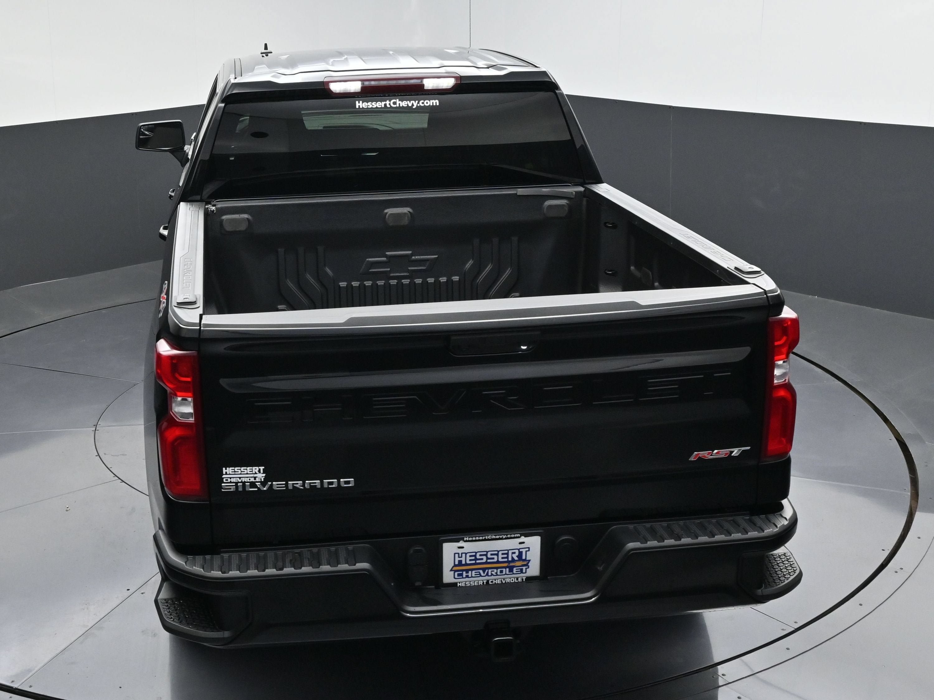 Certified 2025 Chevrolet Silverado 1500 RST w/ LPO, Liner Protection Package AWD/4WD image 49