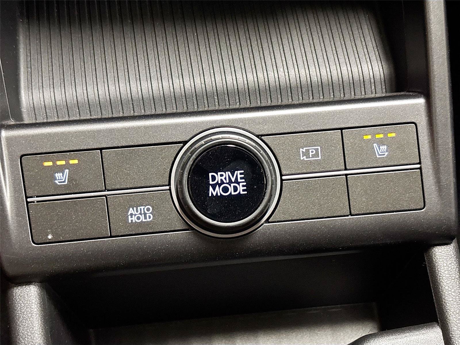 Used 2025 Hyundai Kona SEL FWD image 16
