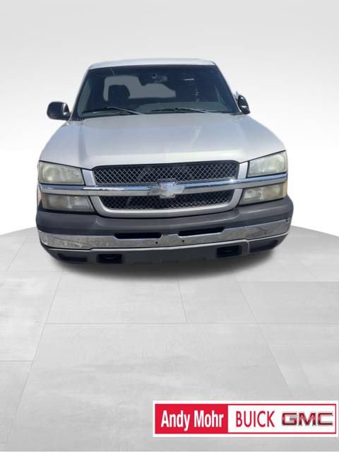 Used 2005 Chevrolet Silverado 1500 LS w/ Light Duty Power Package AWD/4WD image 3