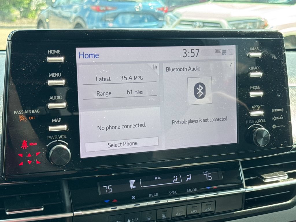 Used 2021 Toyota Sienna LE AWD/4WD image 21