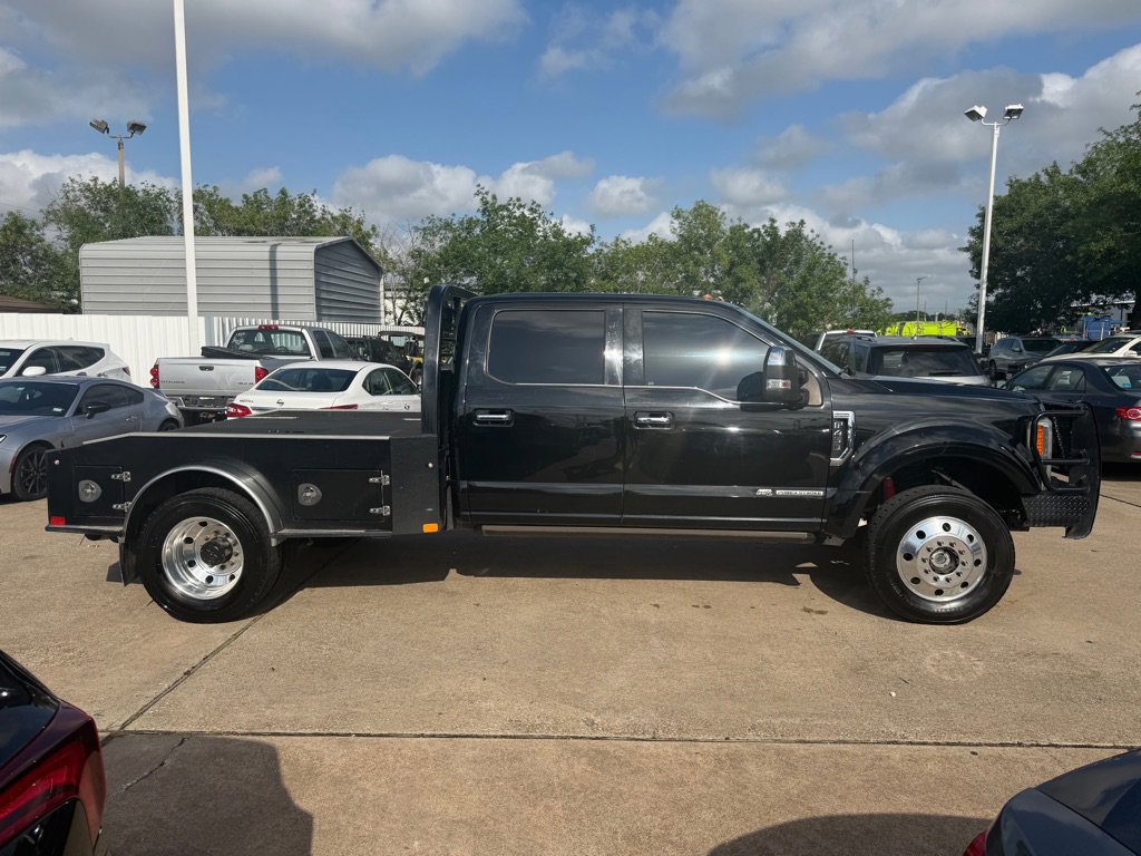 Used 2017 Ford F450 Platinum w/ Platinum Ultimate Package AWD/4WD image 8