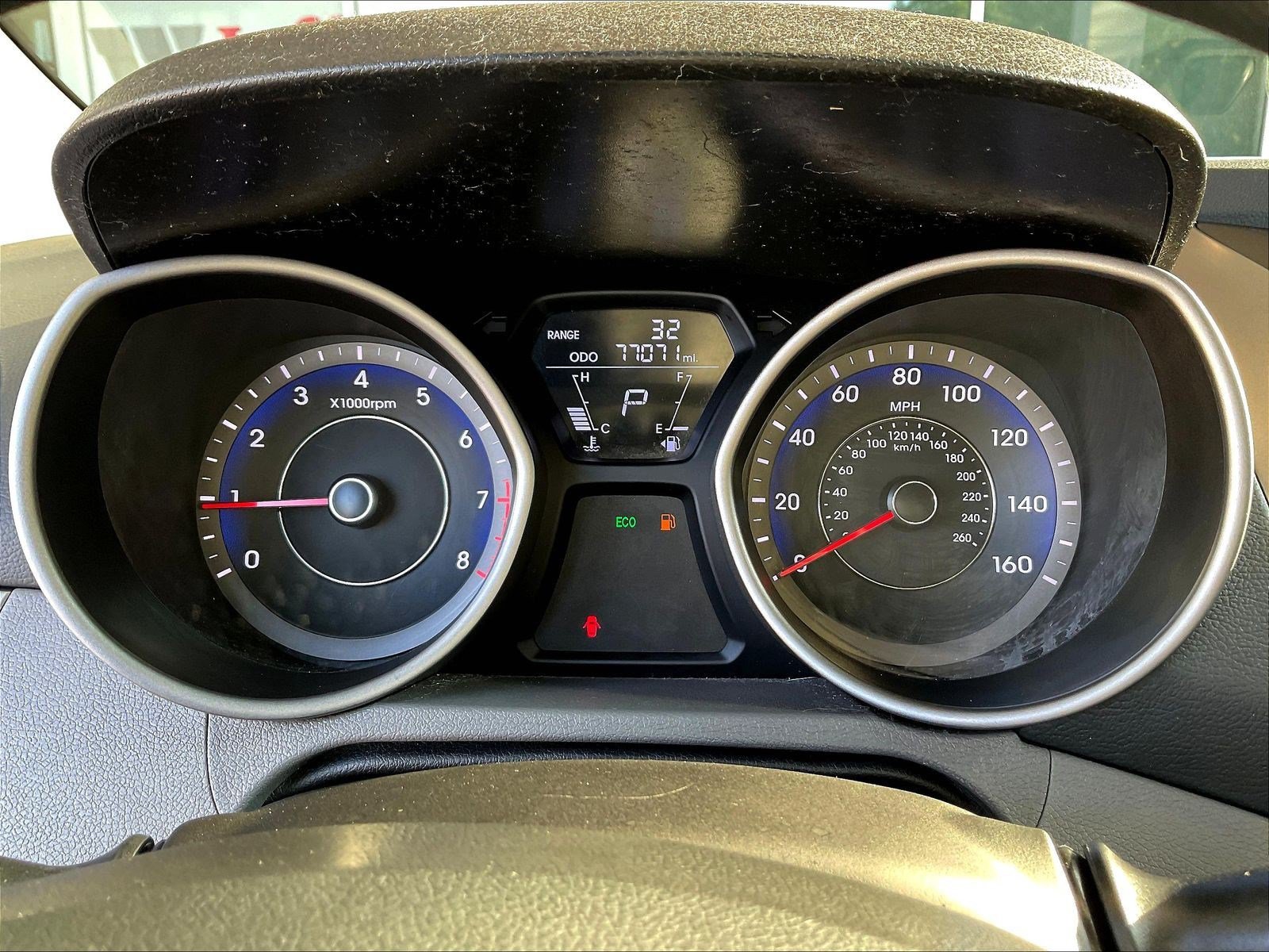 Used 2013 Hyundai Elantra GLS w/ Preferred Pkg FWD image 12