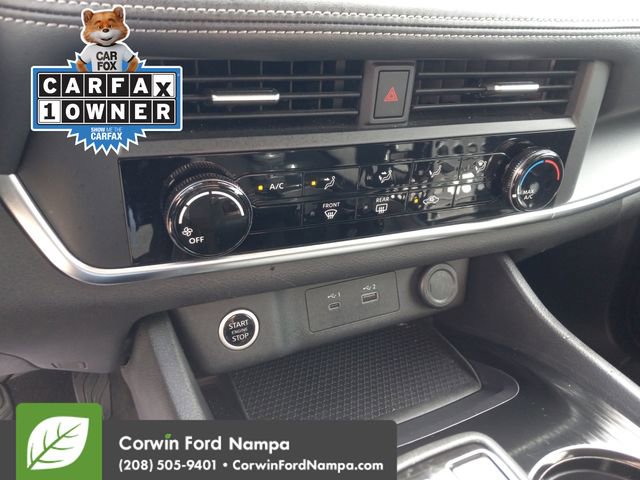 Used 2023 Nissan Rogue S image 17