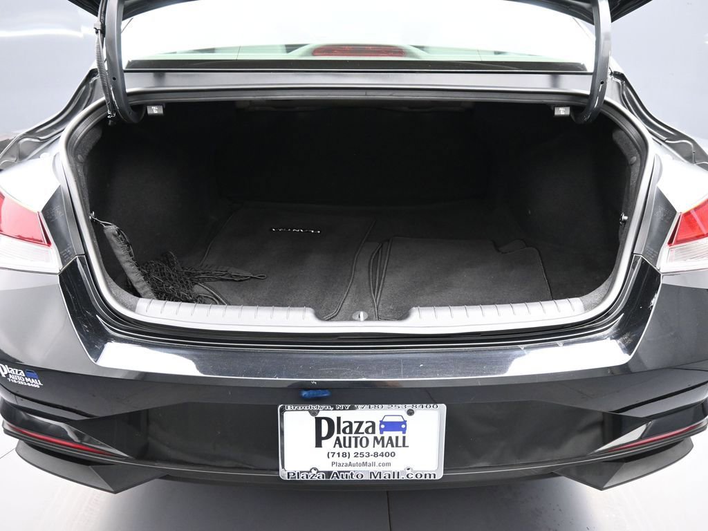 Used 2023 Hyundai Elantra SEL w/ Convenience Package FWD image 21