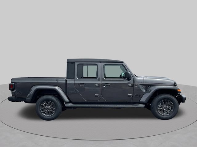 New 2025 Jeep Gladiator Sport AWD/4WD image 23