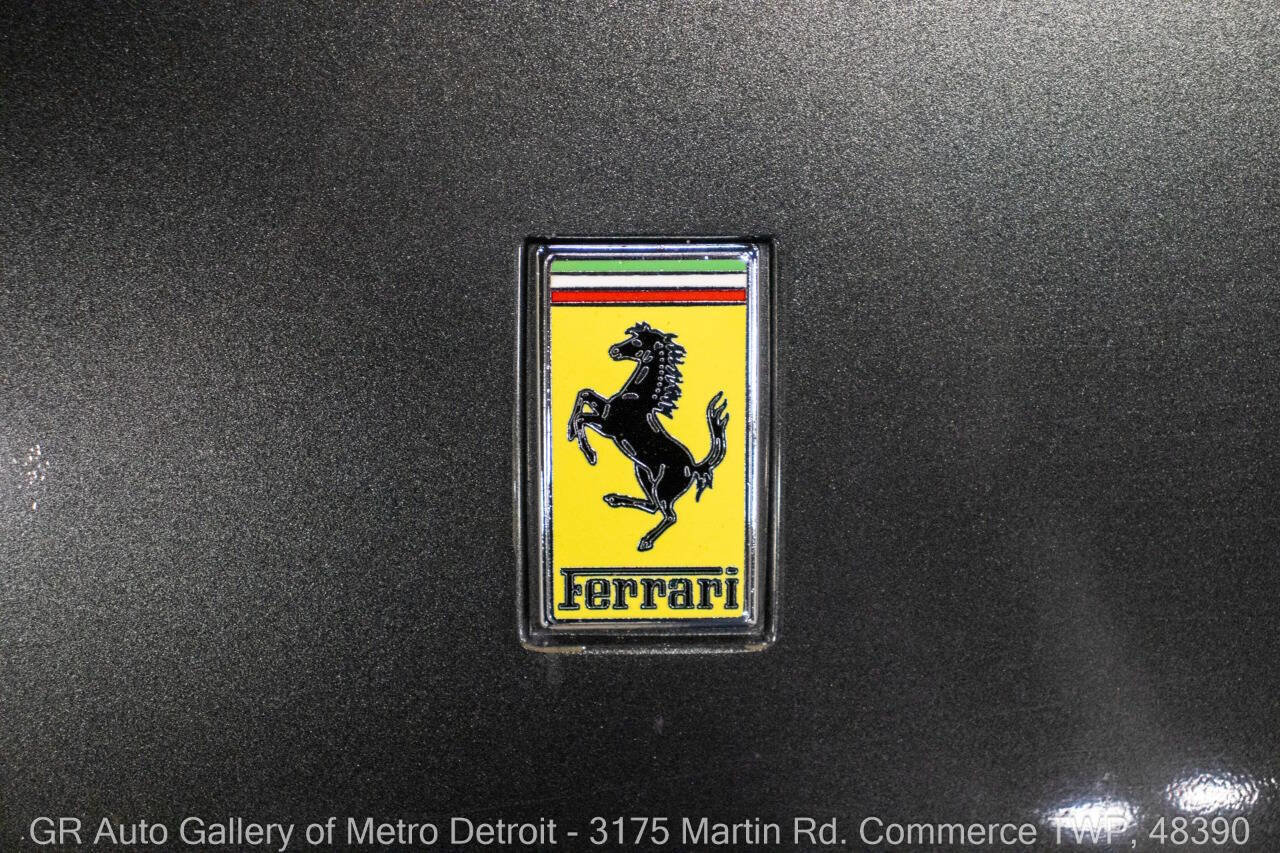 Used 2010 Ferrari California RWD image 27