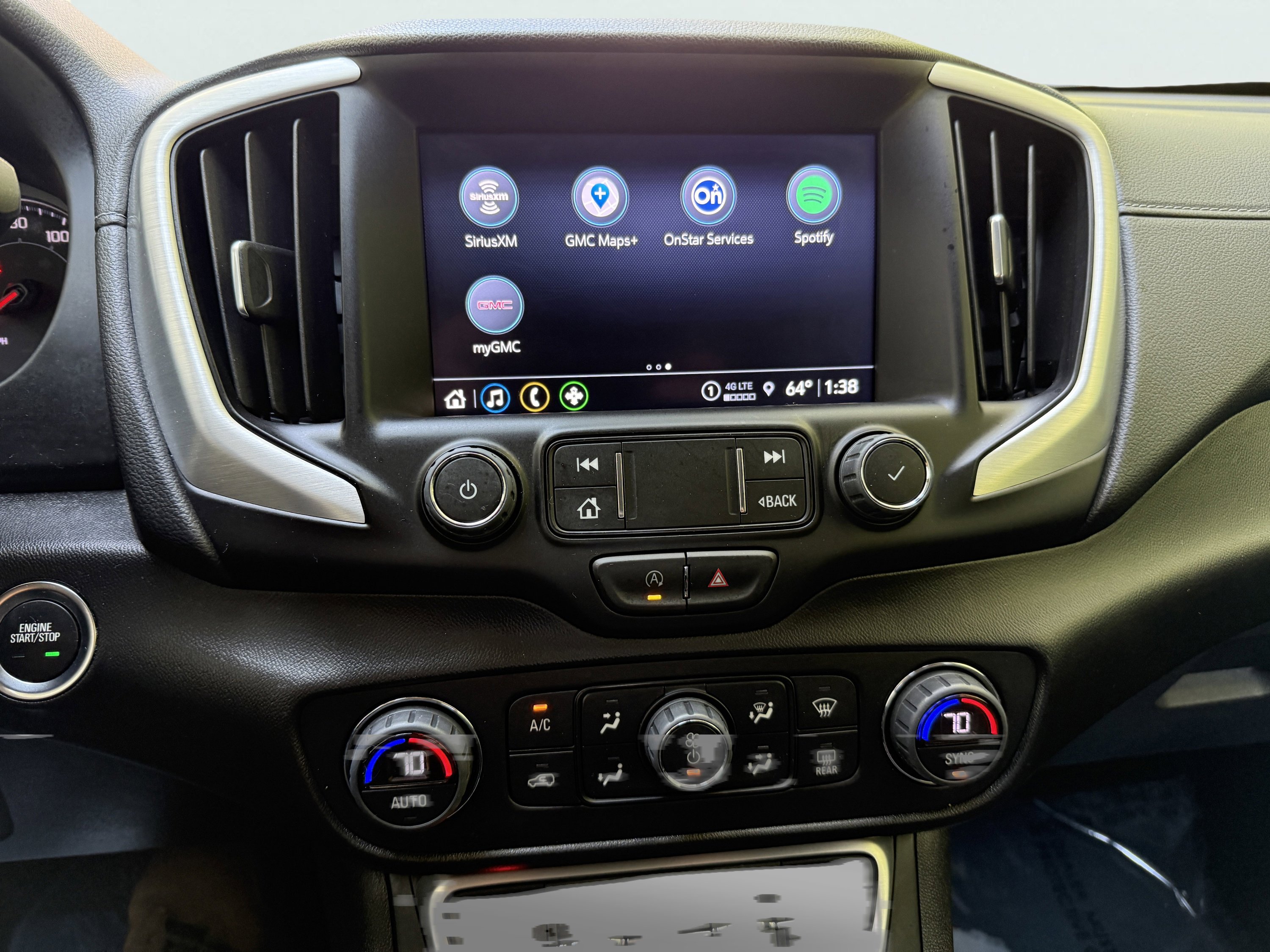 Used 2022 GMC Terrain SLT image 22