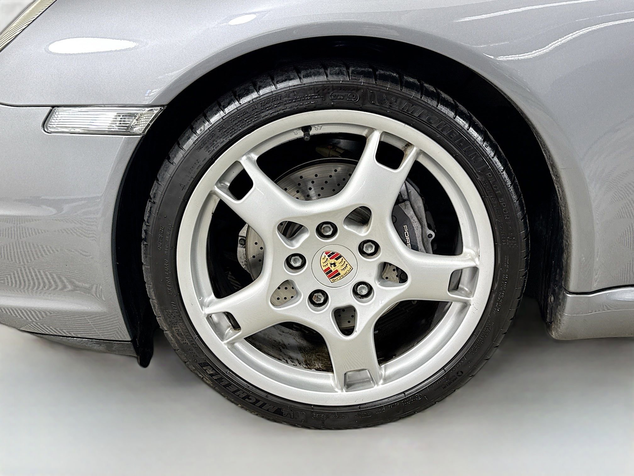 Used 2005 Porsche 911 Carrera image 25