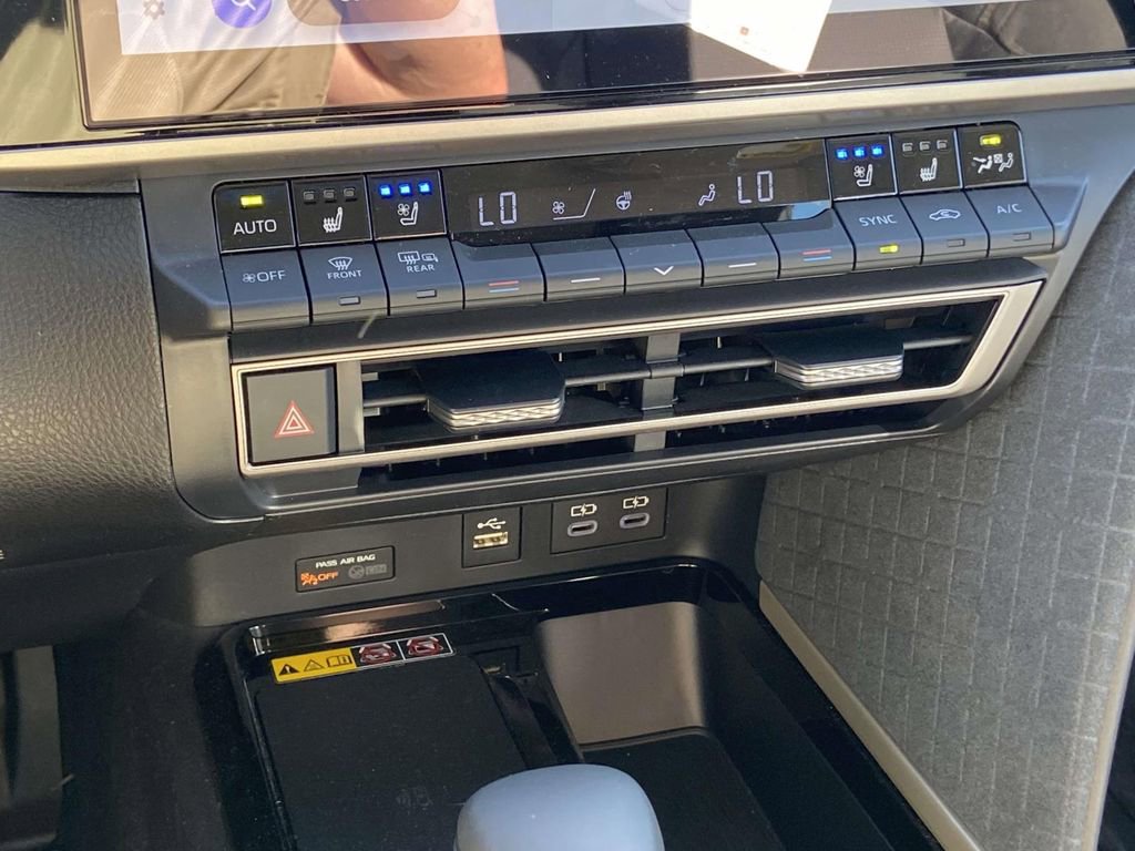 New 2026 Toyota Camry XLE w/ Premium Plus Package FWD image 25