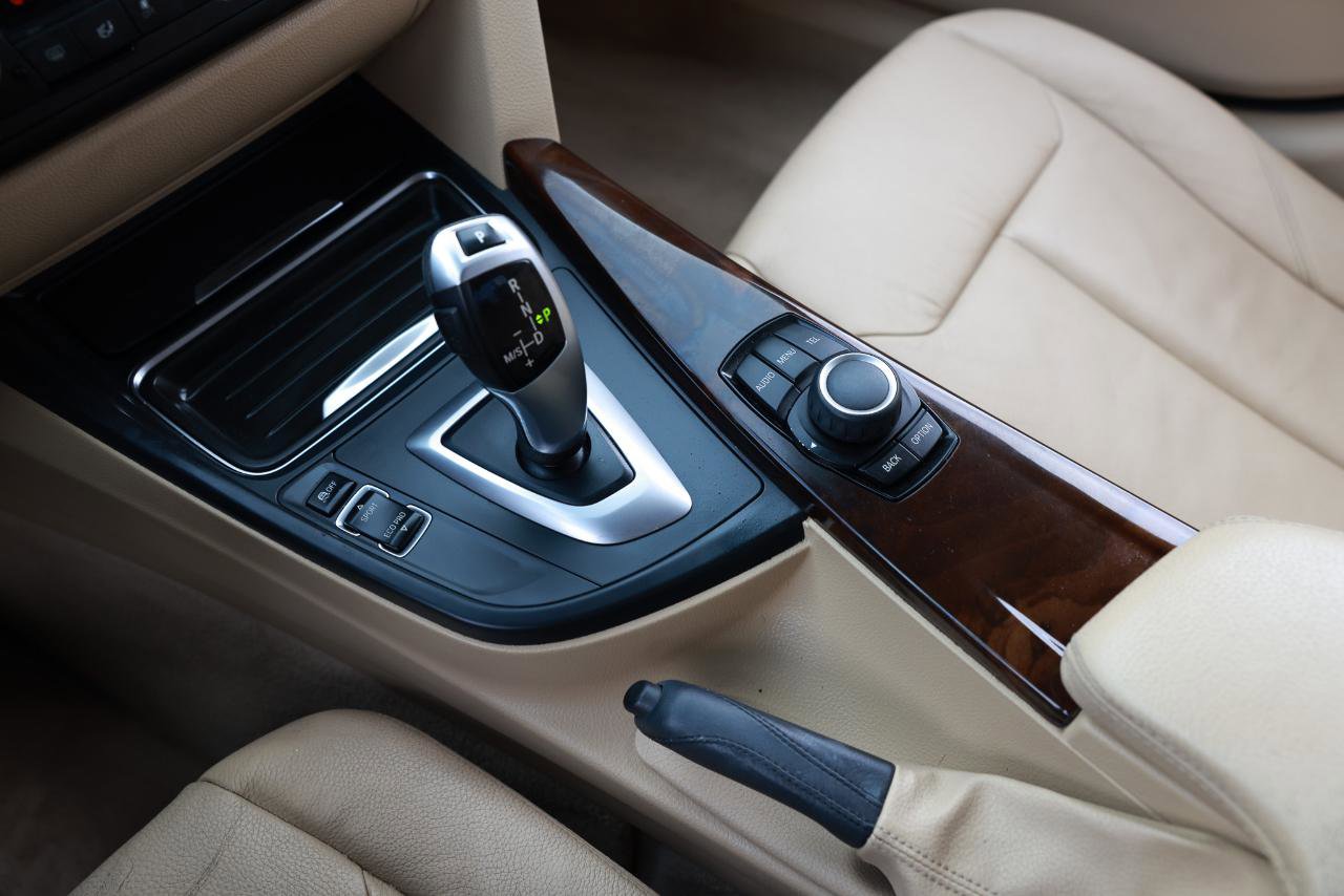 Used 2013 BMW 328i Sedan image 36