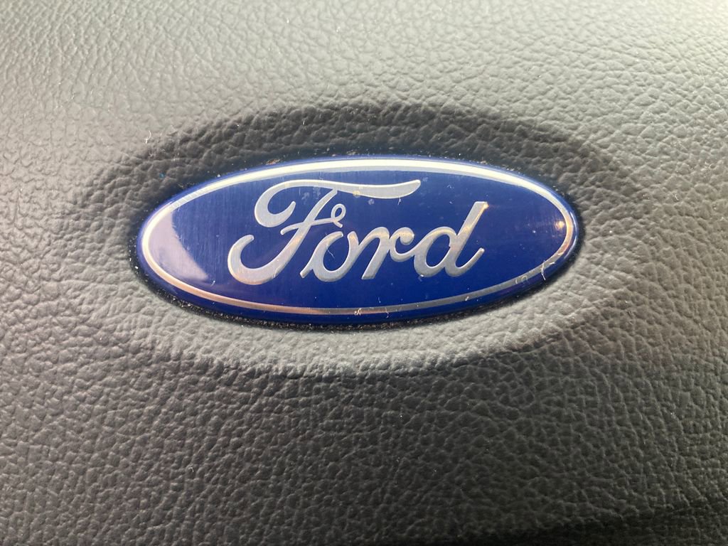 Used 2019 Ford Escape Titanium image 26