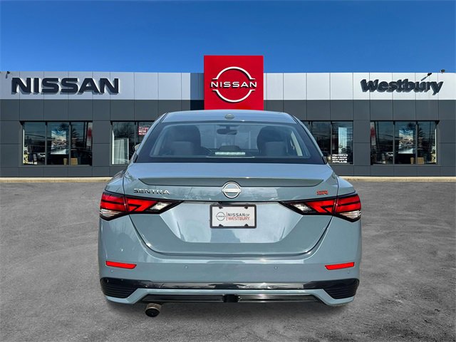 Used 2025 Nissan Sentra SR w/ Trunk Package image 7