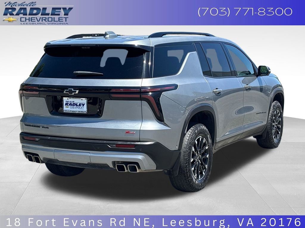 Used 2024 Chevrolet Traverse Z71 w/ Enhanced Driving Package AWD/4WD image 6