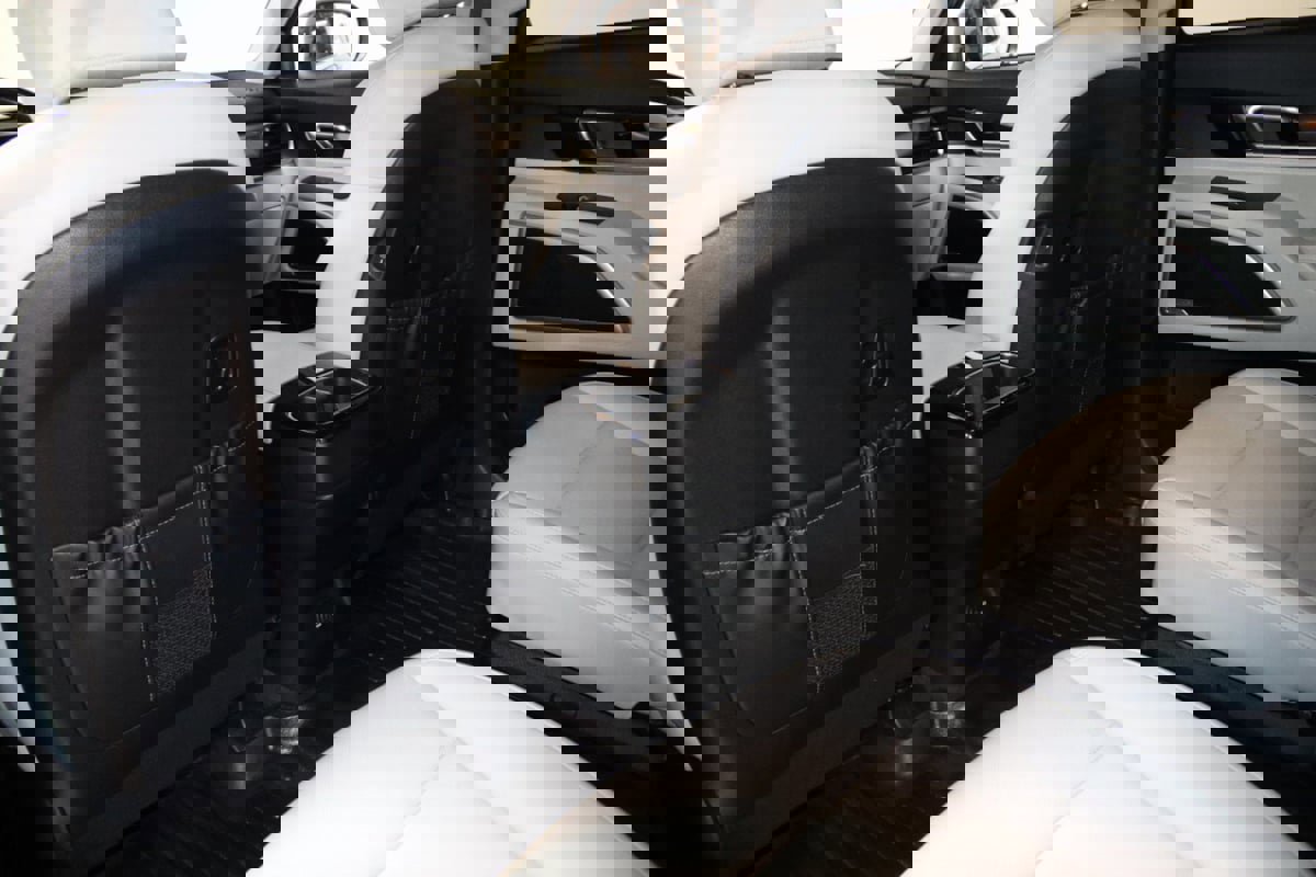 Used 2023 Kia Telluride S image 34