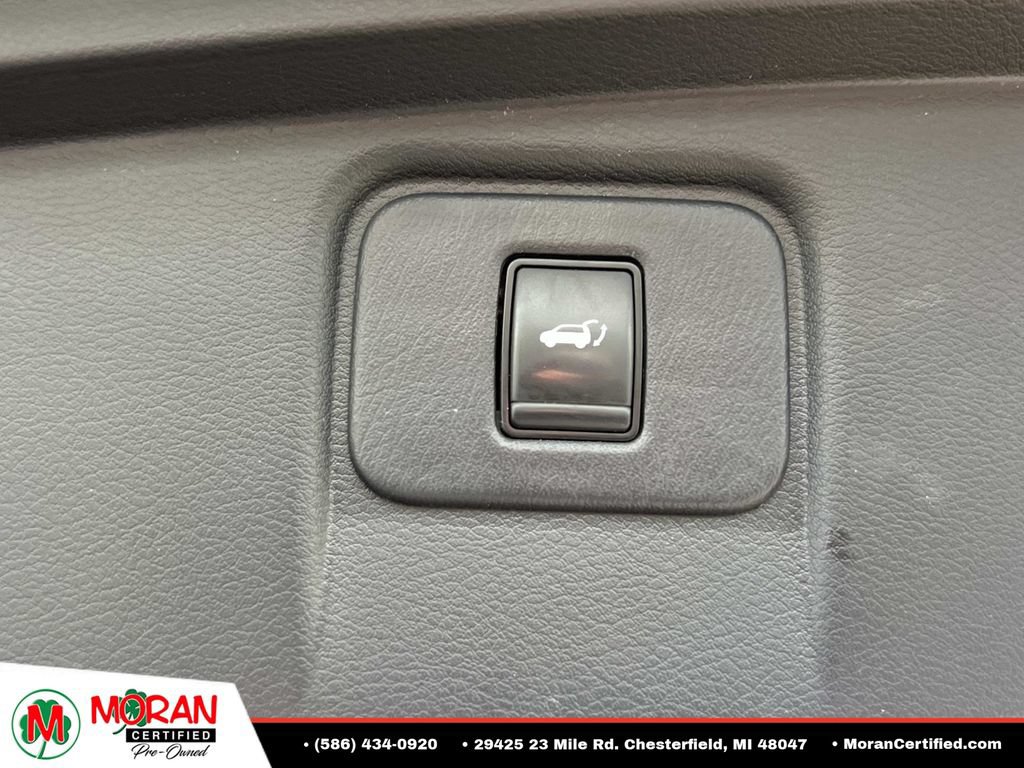 Used 2017 Nissan Murano Platinum AWD/4WD image 12