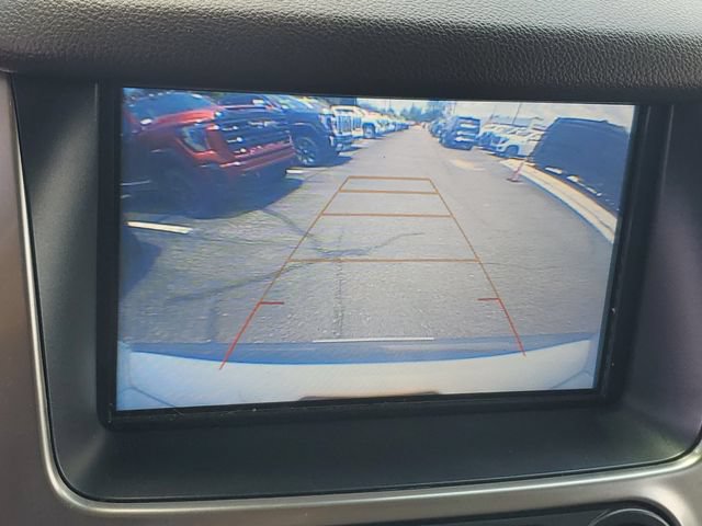 Used 2020 Chevrolet Suburban LT RWD image 18