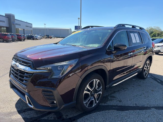 Certified 2025 Subaru Ascent Touring AWD/4WD image 3