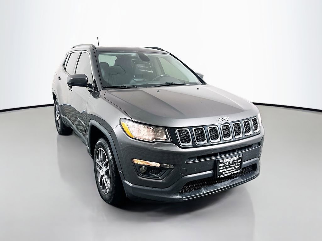 Used 2018 Jeep Compass Latitude w/ Popular Equipment Group image 1