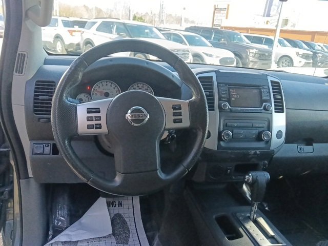 Used 2017 Nissan Frontier Desert Runner image 24