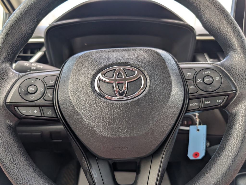 Used 2023 Toyota Corolla LE image 20