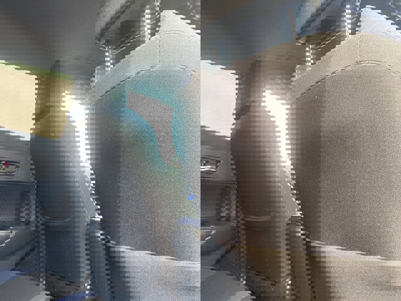 Used 2020 Toyota C-HR XLE image 31