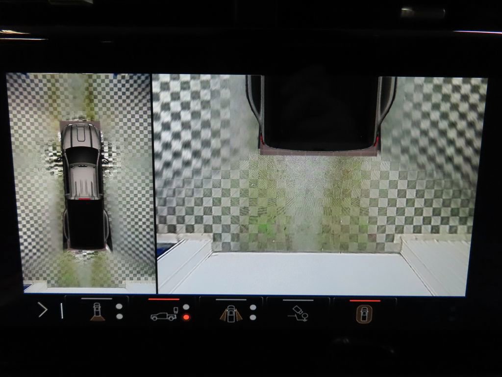 Used 2024 GMC Sierra 3500 Denali w/ Denali Reserve Package image 21