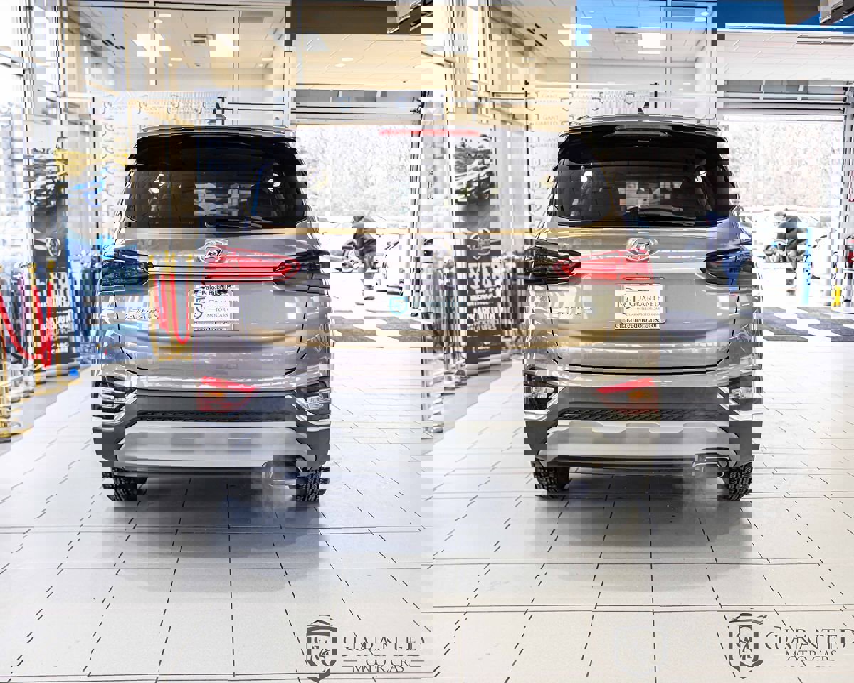 Used 2020 Hyundai Santa Fe SEL image 13