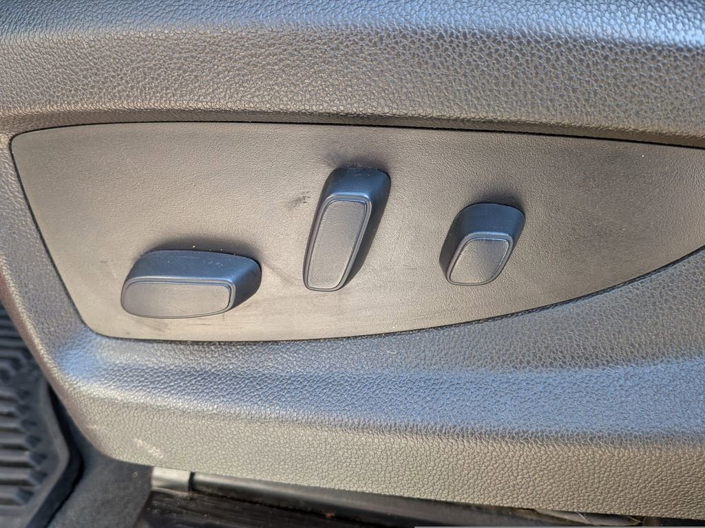 Used 2019 Chevrolet Silverado 1500 LT w/ All Star Edition image 18