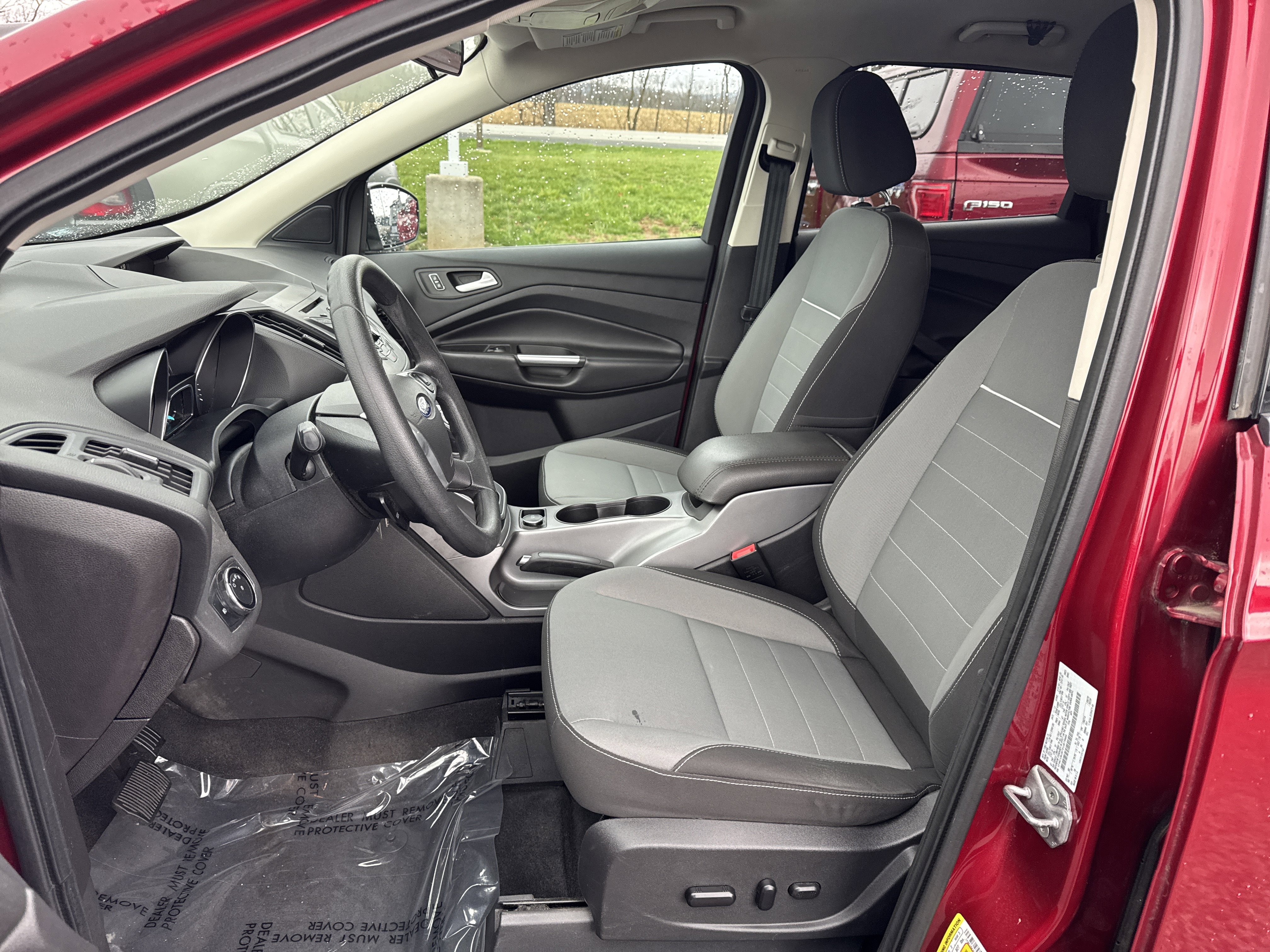 Used 2014 Ford Escape SE image 16