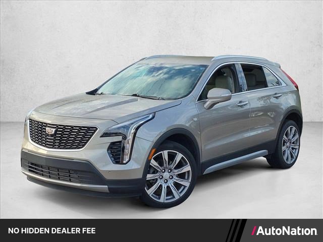 Used 2022 Cadillac XT4 Premium Luxury w/ Enhanced Visibility Package FWD image 1