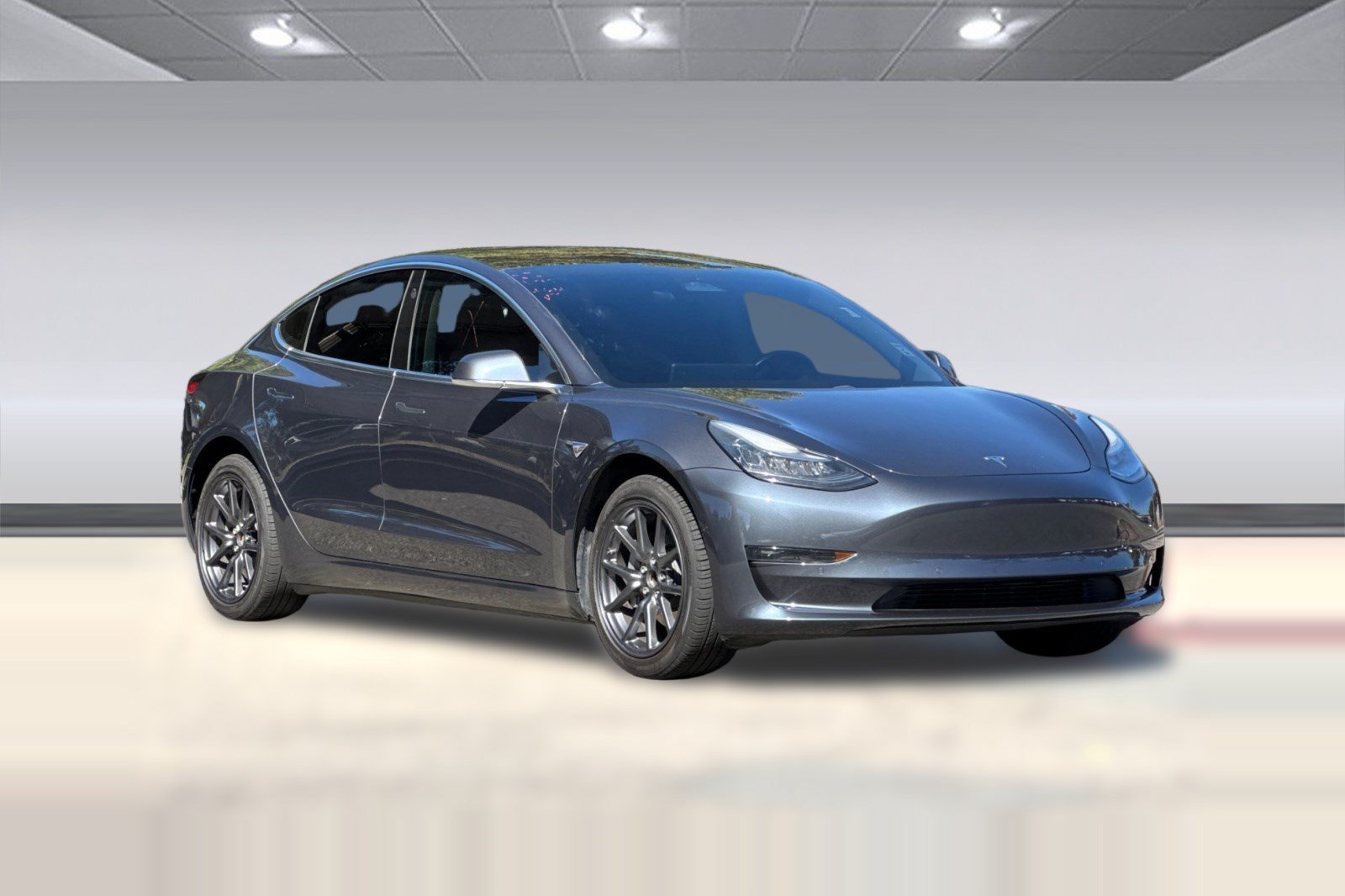 Used 2018 Tesla Model 3 Long Range RWD image 7