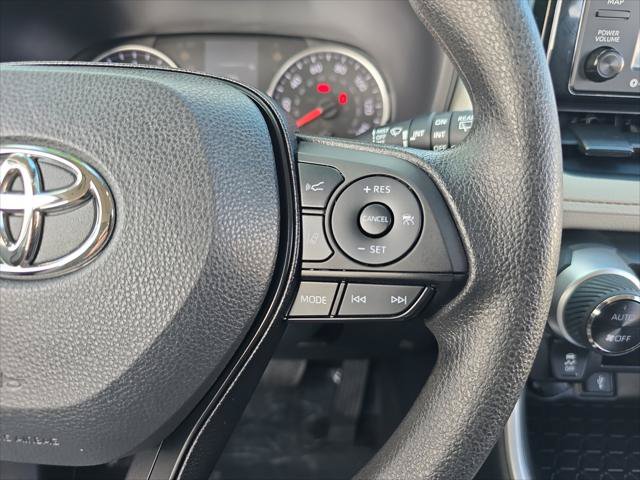 Certified 2022 Toyota RAV4 XLE w/ Convenience Package FWD image 22