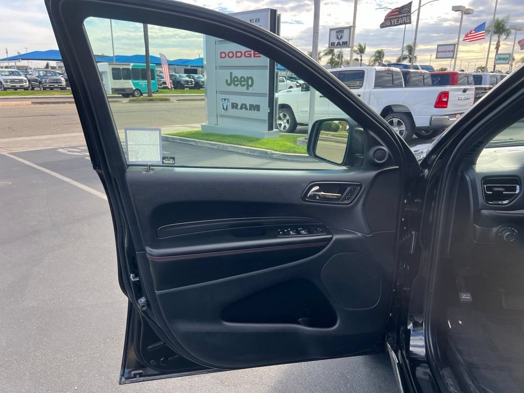 Used 2025 Dodge Durango GT AWD/4WD image 25