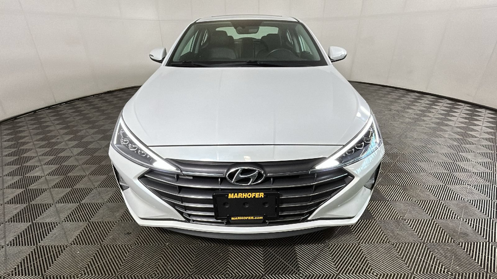 Used 2020 Hyundai Elantra Limited w/ Ultimate Package 03 FWD image 9