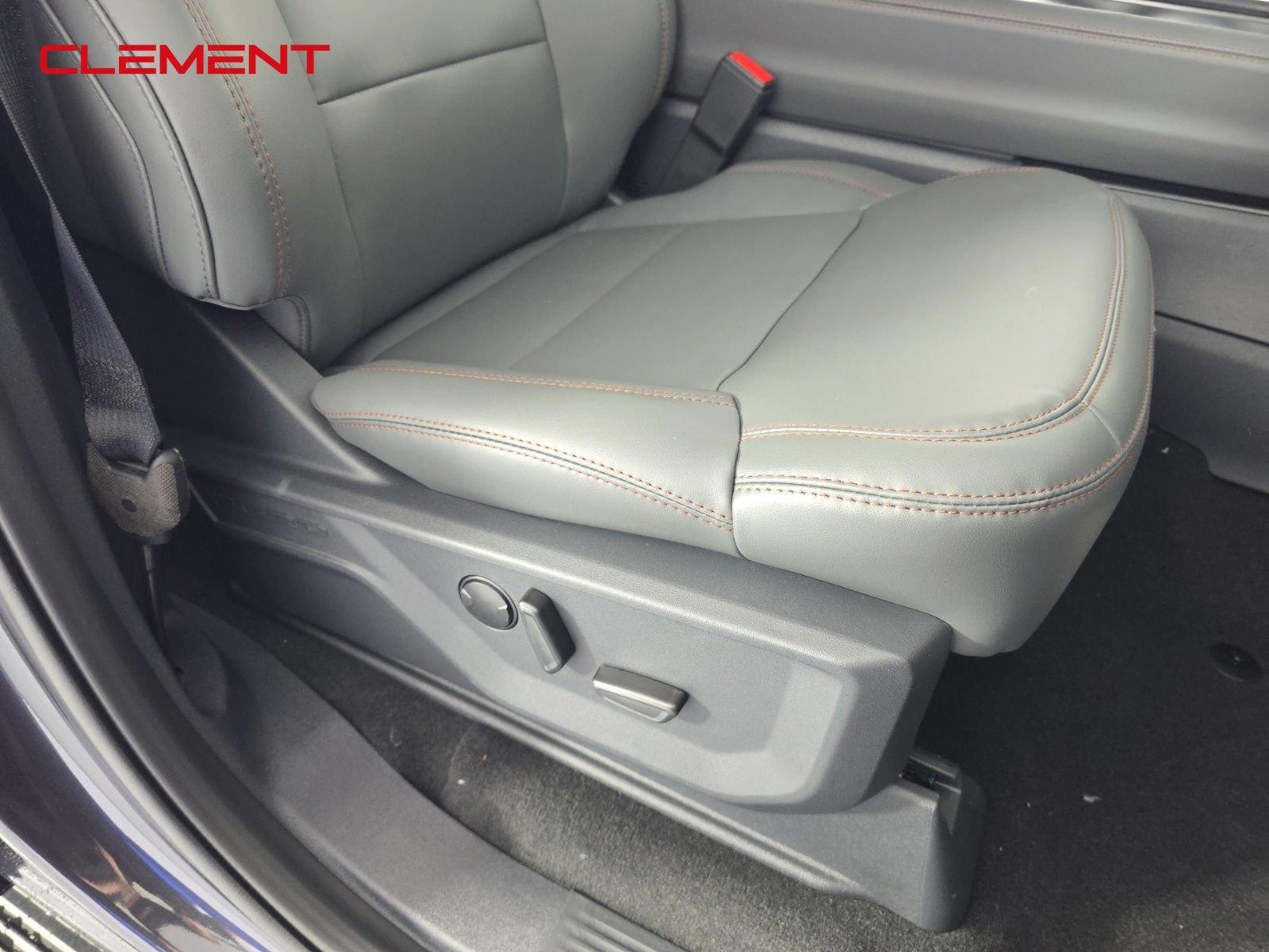 New 2025 Ford Expedition Max Active image 30