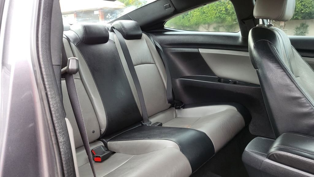 Used 2016 Honda Civic Touring image 16
