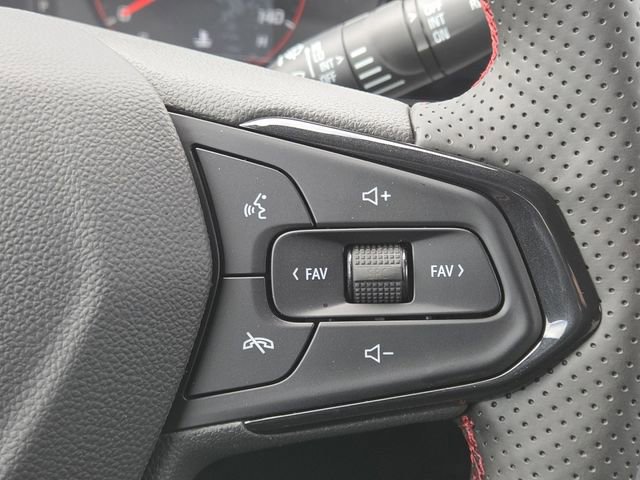 New 2026 Chevrolet Trax RS w/ Driver Confidence Package image 12