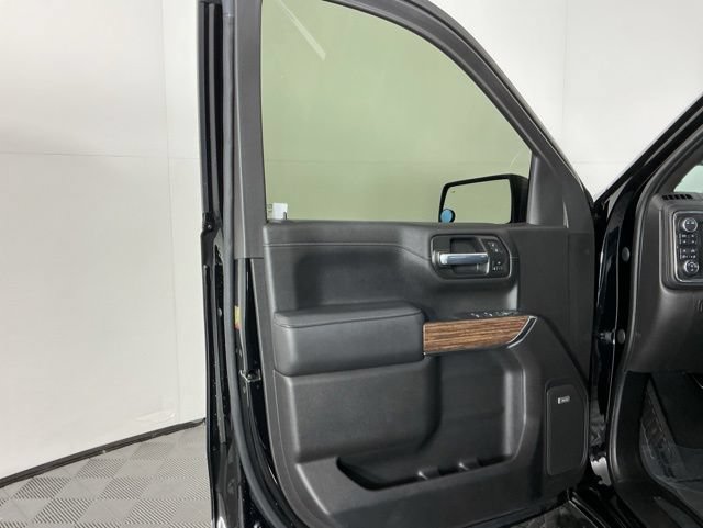 Used 2021 Chevrolet Silverado 1500 High Country AWD/4WD image 11