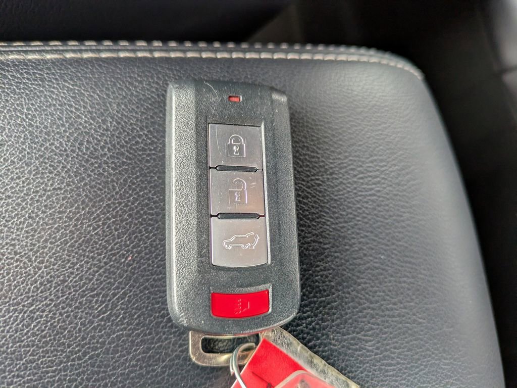 Used 2024 Mitsubishi Eclipse Cross SEL image 28