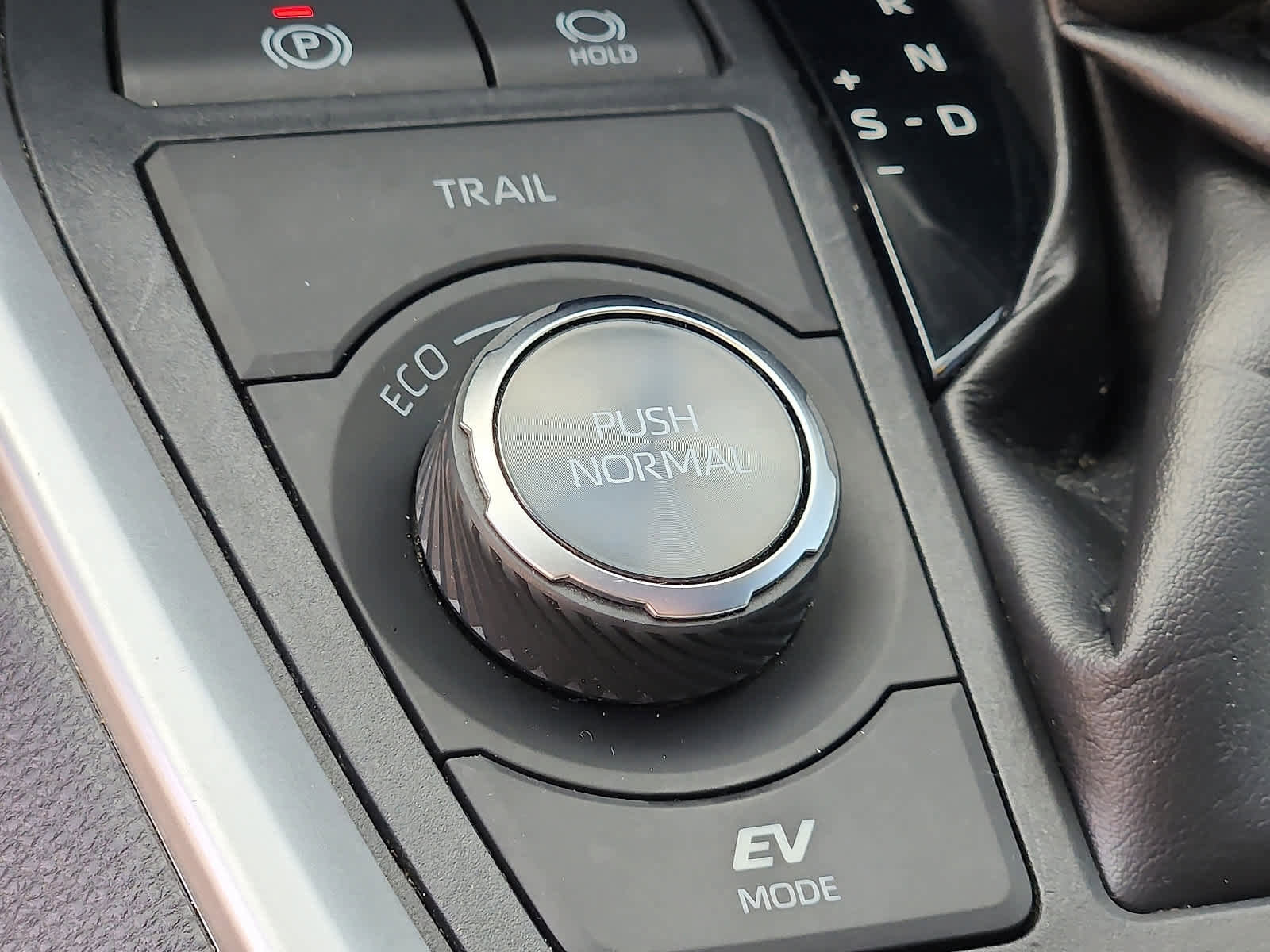 Used 2019 Toyota RAV4 XSE image 26