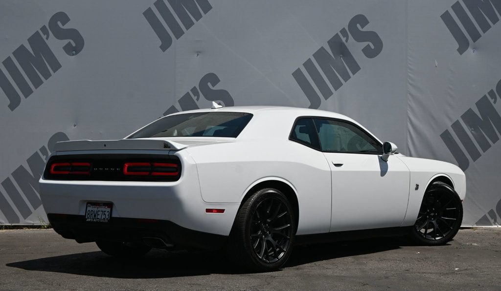 Used 2019 Dodge Challenger R/T w/ Plus Package RWD image 5
