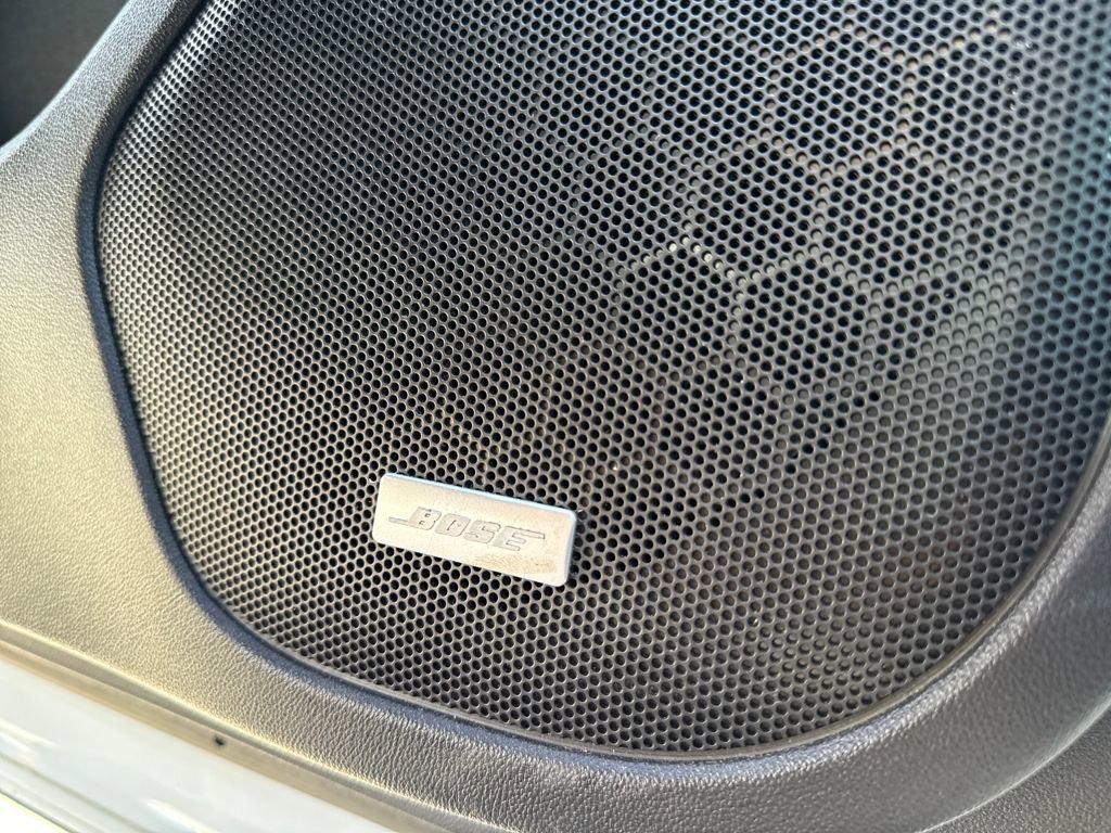 Certified 2019 GMC Acadia SLT image 30