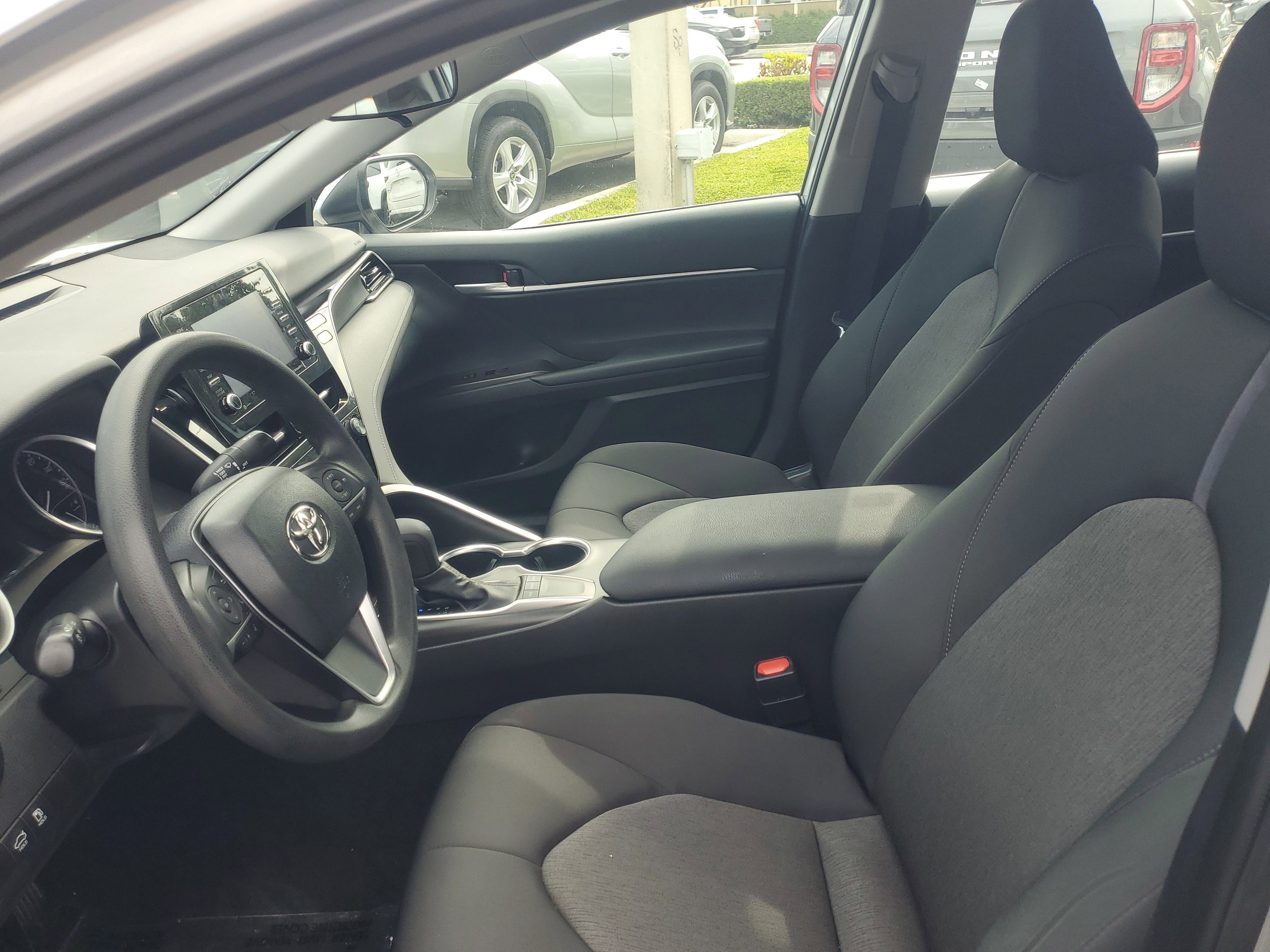 Used 2023 Toyota Camry LE FWD image 15