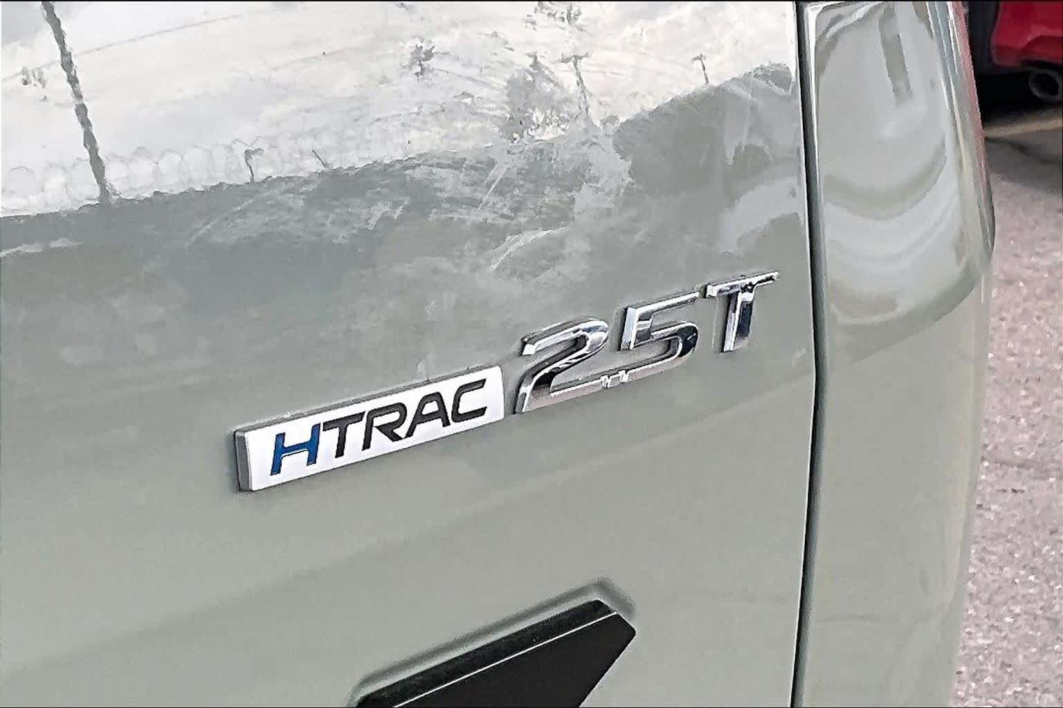 Used 2025 Hyundai Santa Cruz Limited AWD/4WD image 10