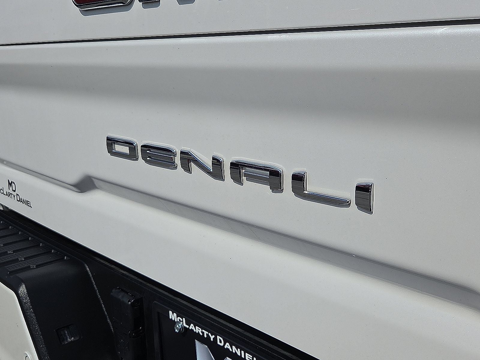 Used 2022 GMC Sierra 2500 Denali w/ Denali Ultimate Package AWD/4WD image 16