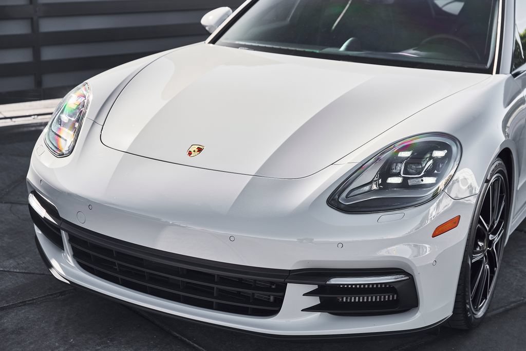 Used 2018 Porsche Panamera 4S AWD/4WD image 6