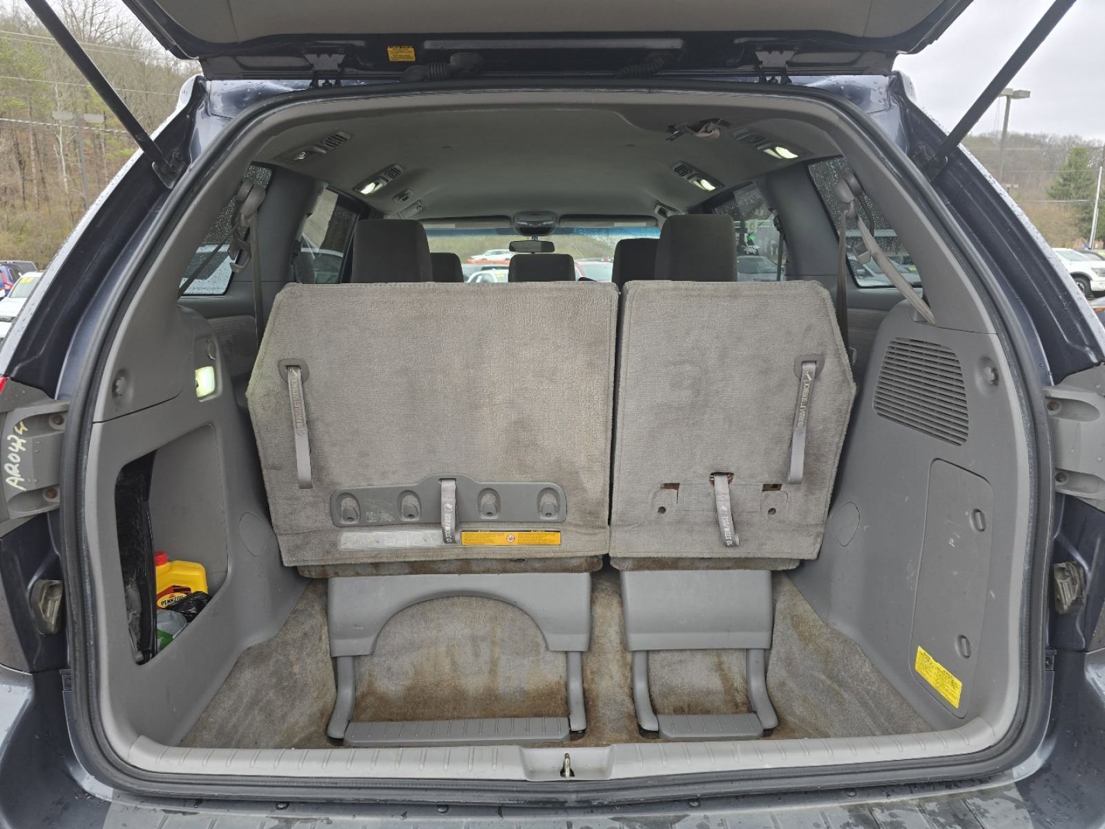 Used 2010 Toyota Sienna LE FWD image 11