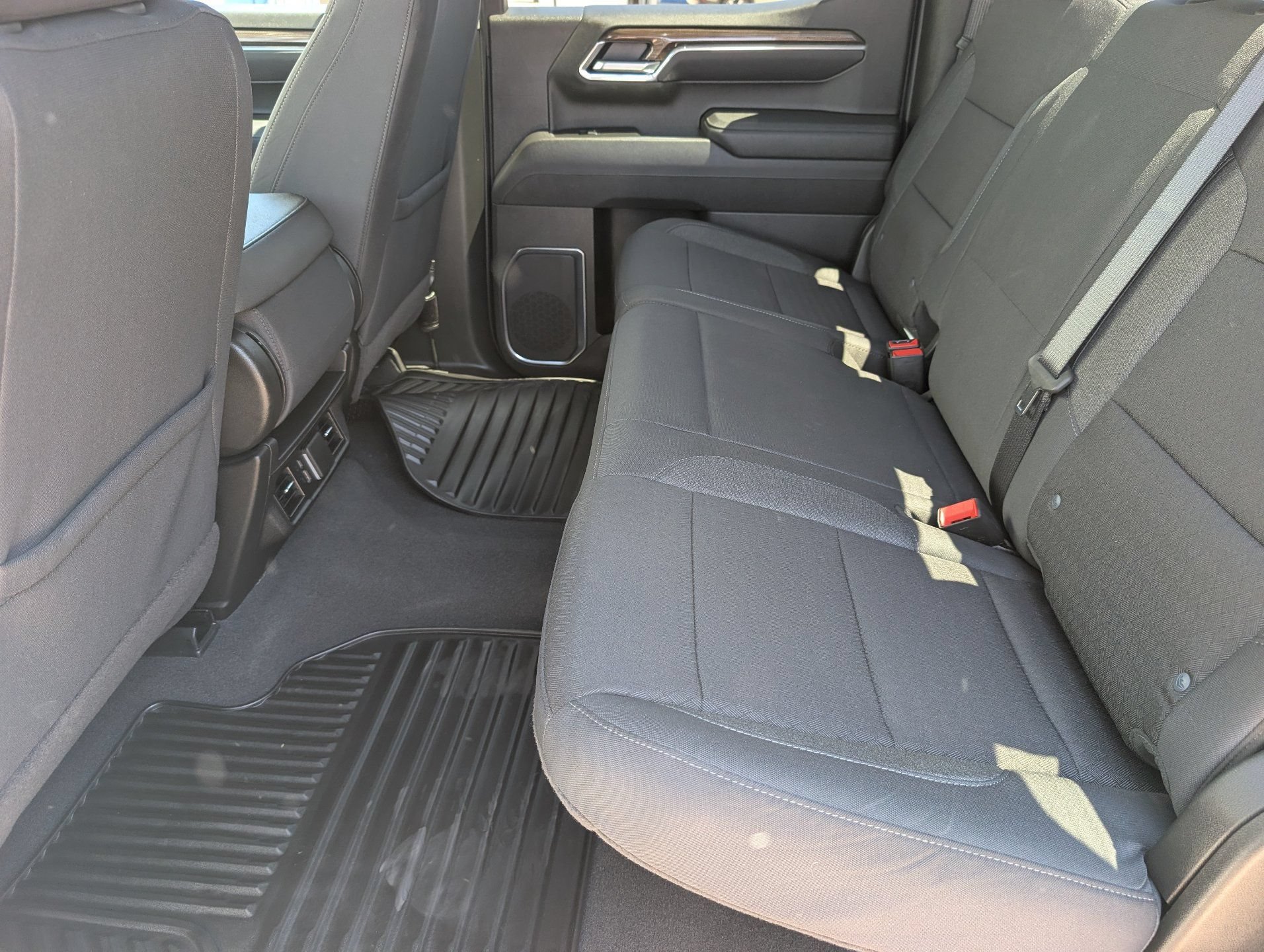 Used 2026 Chevrolet Silverado 1500 LT AWD/4WD image 16