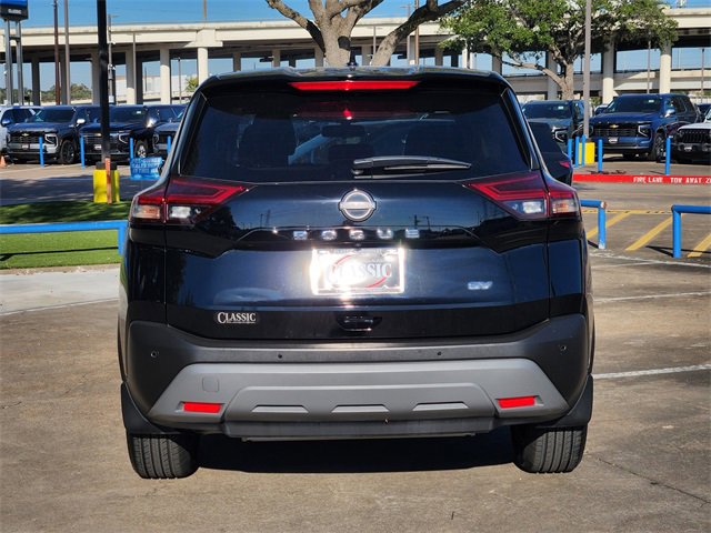 Used 2023 Nissan Rogue SV image 6